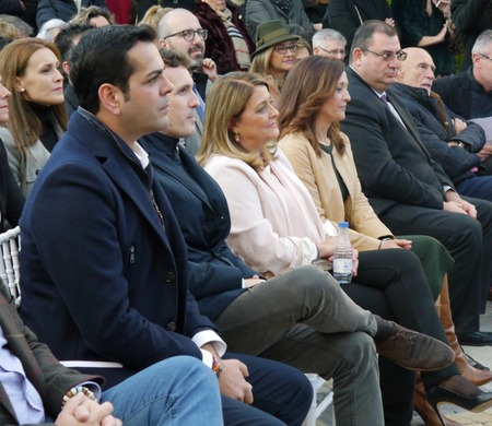 Precampaña y campaña electoral 2D