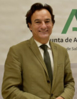 José Agustín González 