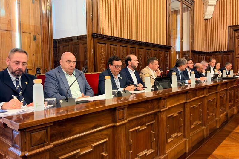 El PP denuncia el “lamentable engaño” del PSOE con el Hospital de Alcaudete: “Juanma Moreno está reconstruyendo lo que el Partido Socialista dejó hecho añicos”