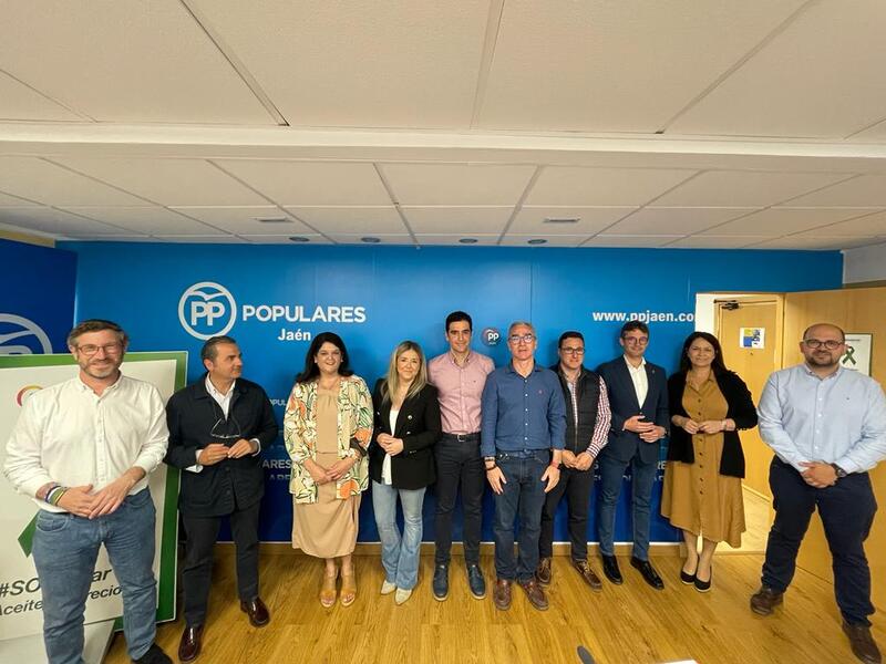 El PP de Jaén reúne a sus alcaldes porque “serán piezas clave en la campaña electoral”