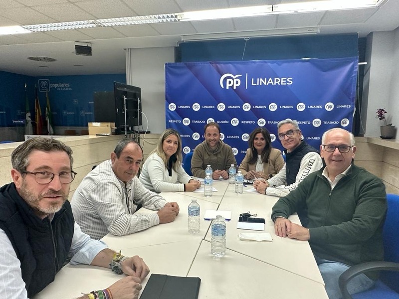 Domínguez reúne en Linares a su Comité Permanente: “Sánchez nos deja en una situación de extrema gravedad”