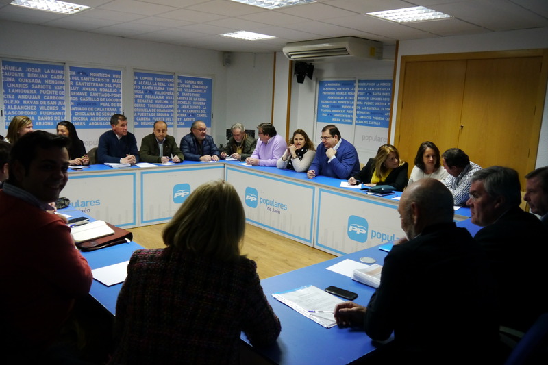 Fernández de Moya anuncia que los 59 compromisarios del PP jiennense “avalarán unánimemente” a Mariano Rajoy su reelección