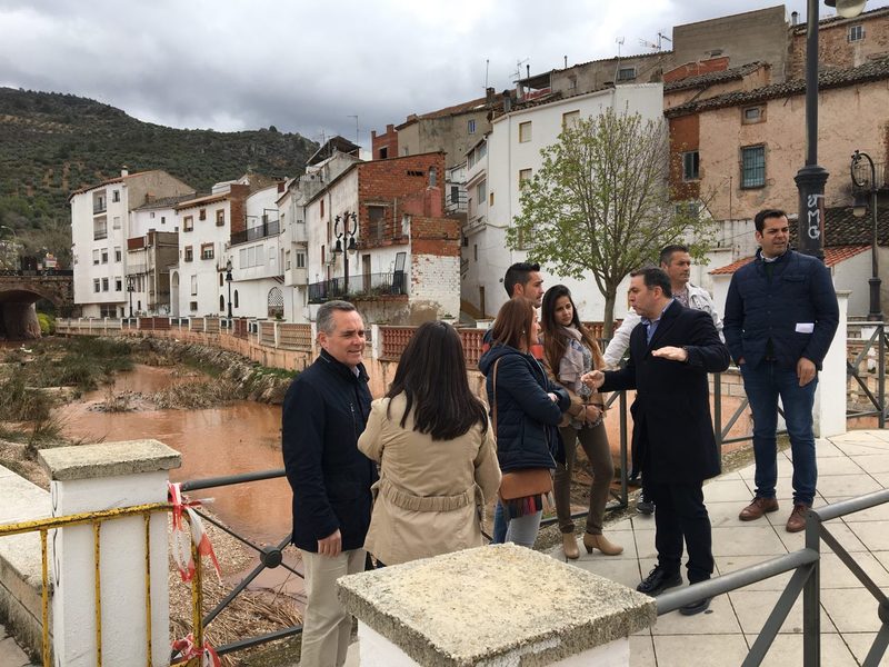 Juan Bueno anuncia que el Grupo Popular presentará una iniciativa parlamentaria para que comparezca el señor López y explique el porqué del “abandono y dejadez de la Junta con la provincia de Jaén” 