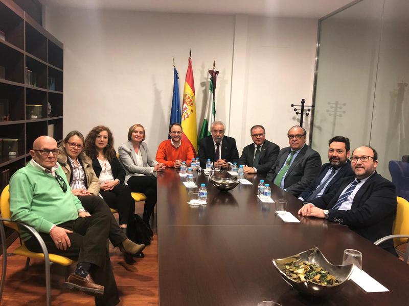 Domínguez traslada la necesidad de trabajar en equipo para la construcción de empleo en la provincia de Jaén