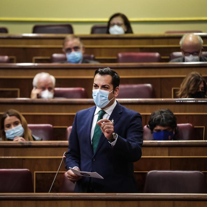 Requena: “Gracias a la agricultura, Jaén ha evitado la caída del empleo pero es solo un dato estacional y la única realidad es que Sánchez nos está llevando al abismo”