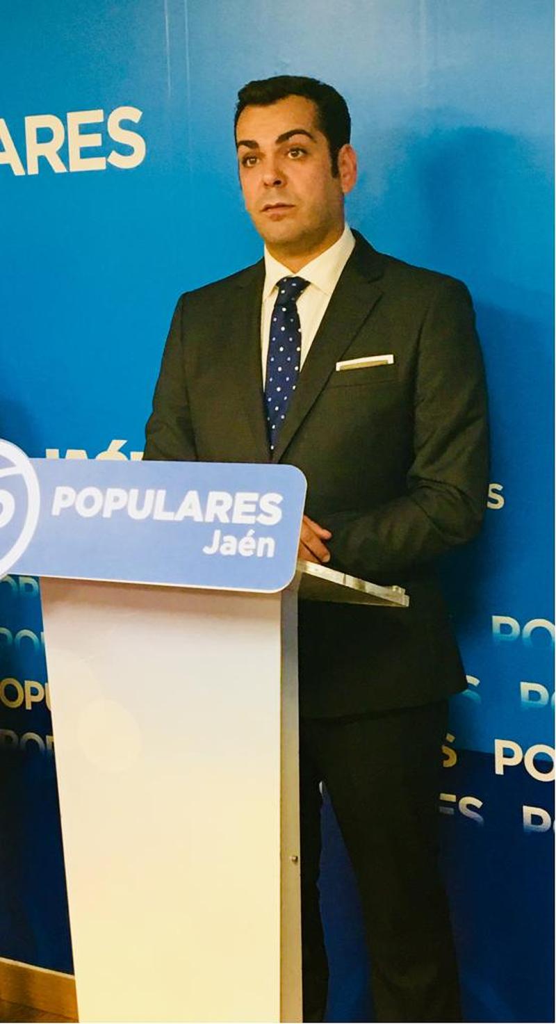 Requena denuncia el “hachazo” de 6 millones de euros que el gobierno de Susana Díaz ha dado a la provincia de Jaén para sus caminos rurales
