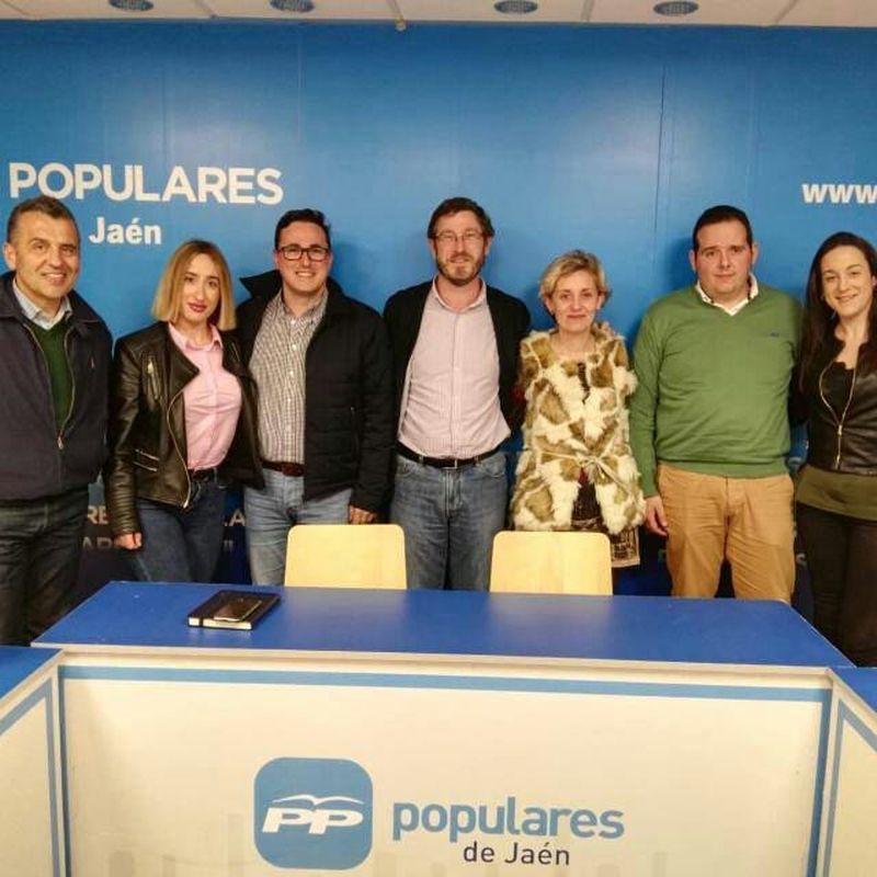 La gestora en Albanchez exigirá al alcalde y los tres concejales no adscritos que renuncien a su acta y se la entreguen al PP “a quien legítimamente pertenece”