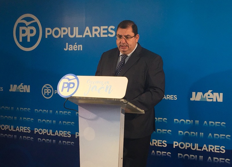 Calvente lamenta que el PSOE “se quiera parecer a Podemos” en la eliminación de las peonadas para el acceso al subsidio agrario