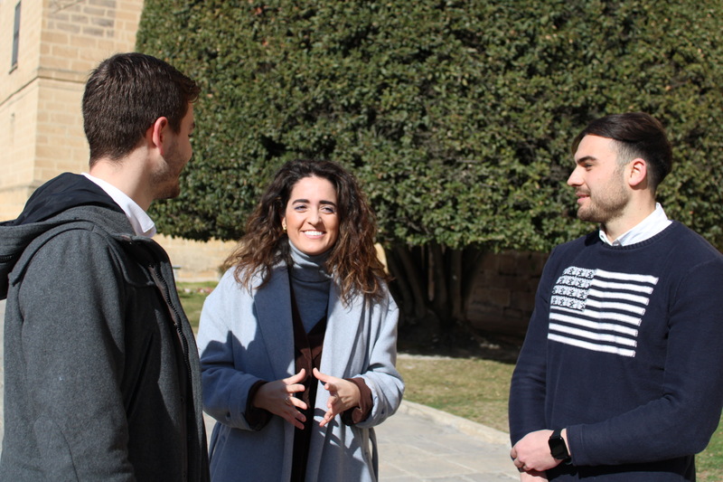 Carmona resalta el compromiso del Gobierno de Juanma Moreno por mejorar  el presente y el futuro de los jóvenes andaluces