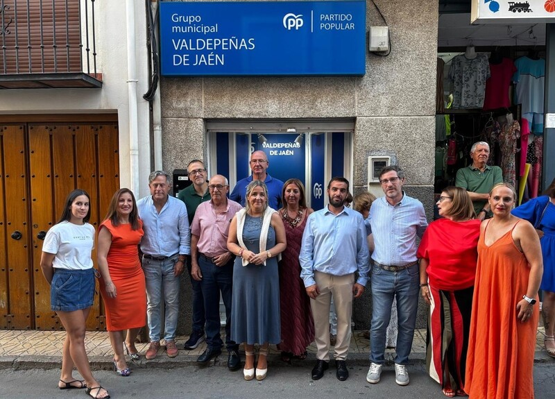 El Partido Popular inaugura su nueva sede en Valdepeñas de Jaén