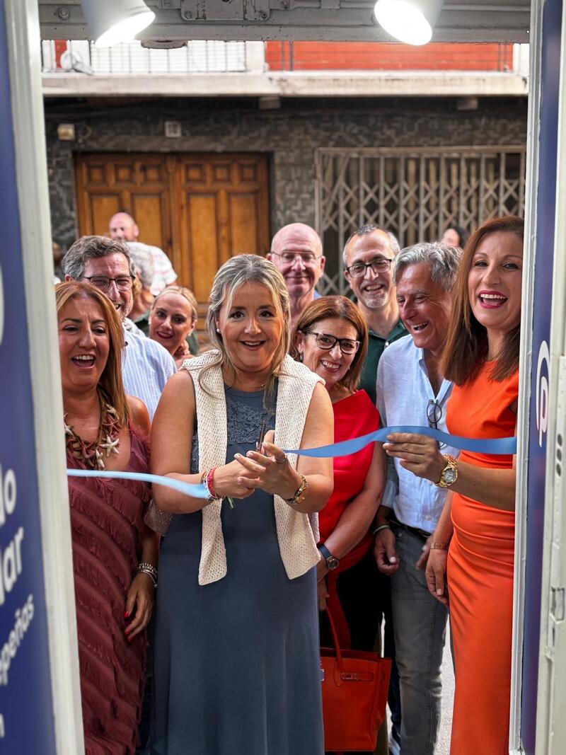 El Partido Popular inaugura su nueva sede en Valdepeñas de Jaén