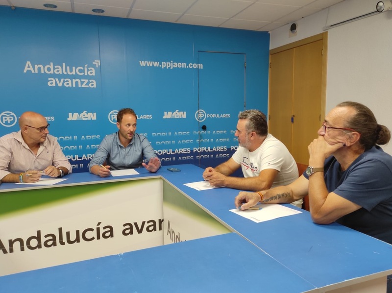El PP de Jaén recomendará a los gobiernos populares a que “sean sensibles” con la situación de los feriantes, claves “para que nuestras ferias sigan vivas”
