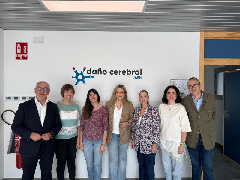 Lozano: “El Gobierno de Juanma Moreno ha logrado la mayor cobertura social de la historia de Jaén con hechos, no con palabras”