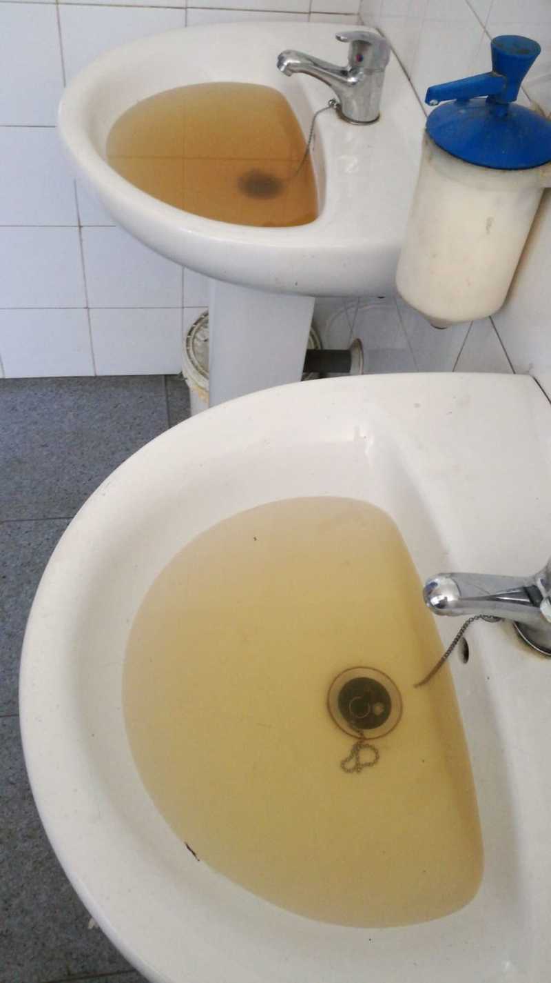 El Partido Popular de Vilches advierte del “mal estado del agua para su consumo”