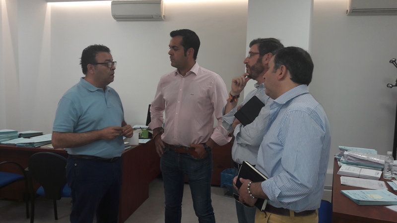 Requena comienza su ronda de reuniones con los representantes de los trabajadores para conocer las dificultades que tiene la provincia en materia de empleo