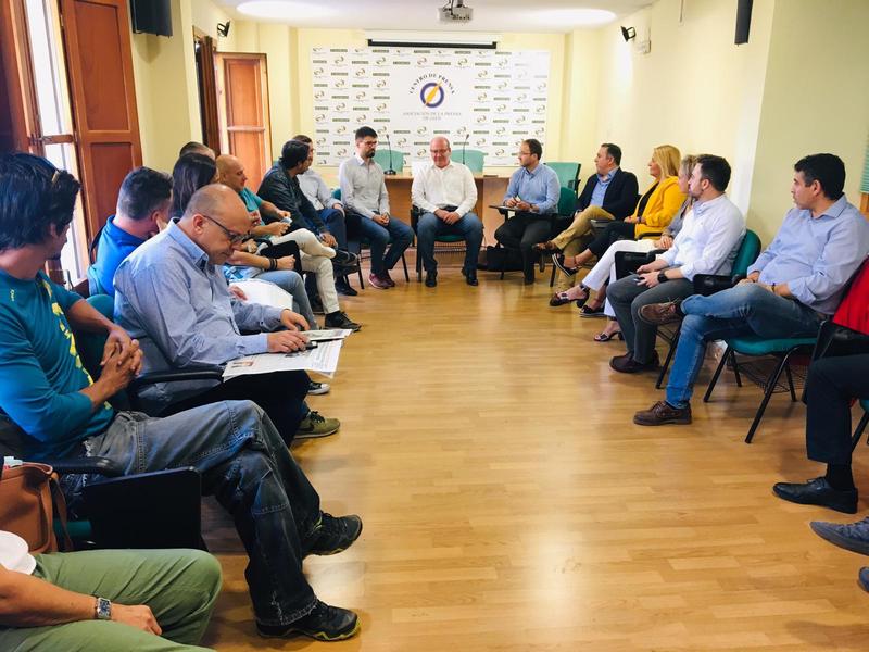 El PP estudiará presentar una iniciativa en el Parlamento andaluz para “evitar el cierre de Onda Jaén”