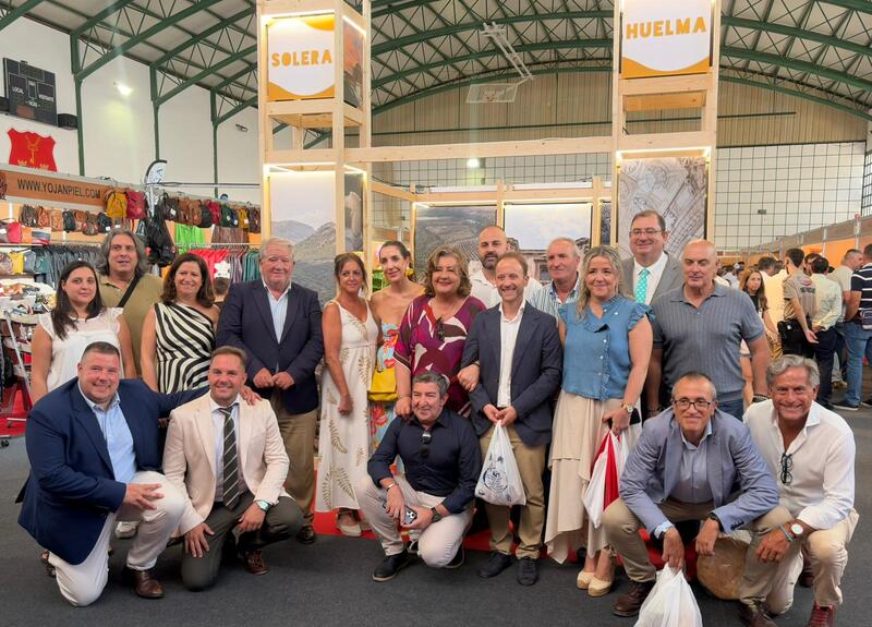 El PP de Jaén reivindica en ExpoHuelma el potencial de Sierra Mágina y reclama al Gobierno “la misma implicación” que la Junta