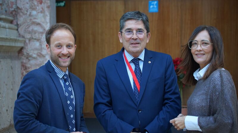 Enrique Castro busca alianzas en el Parlamento para “la revolución industrial” de Torredonjimeno