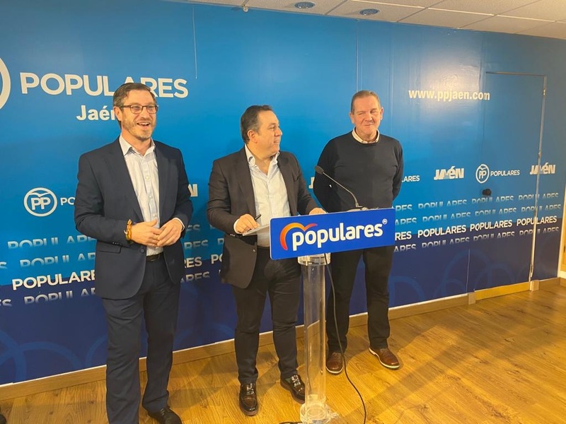 Palacios critica “la política de confrontación que lleva a cabo el PSOE” frente al gran trabajo que se está realizando en Andalucía
