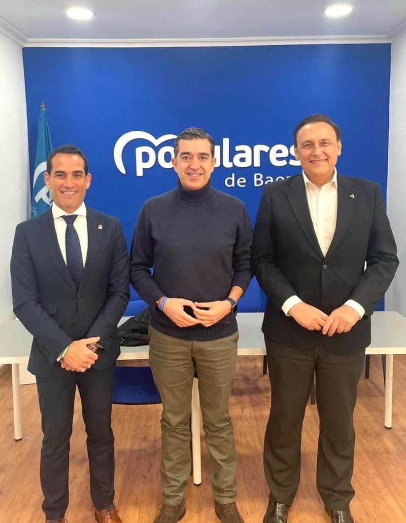 Pedro Cabrera se reúne con el Consejero de Innovación y Emprendimiento para atraer proyectos a Baeza