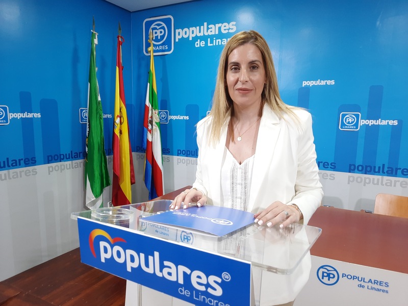 Mariola Aranda pide a Francisco Reyes que defienda a Linares y apoye sus proyectos en vez de venir a defender a Pedro Sánchez