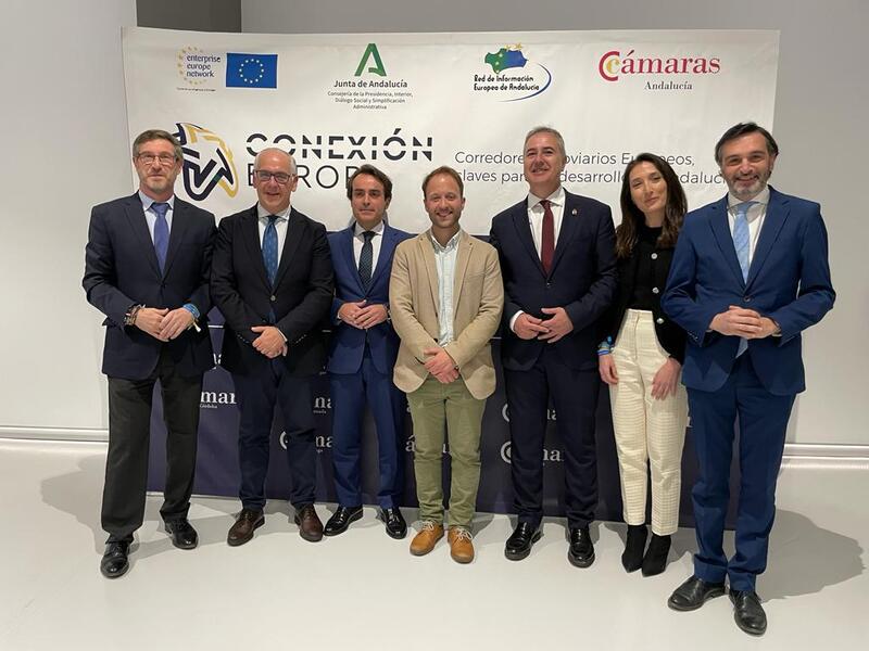 Domínguez pone en valor el gran trabajo hecho por Alberto Rubio y sentencia: “Jaén necesita más alcaldes del Partido Popular” 