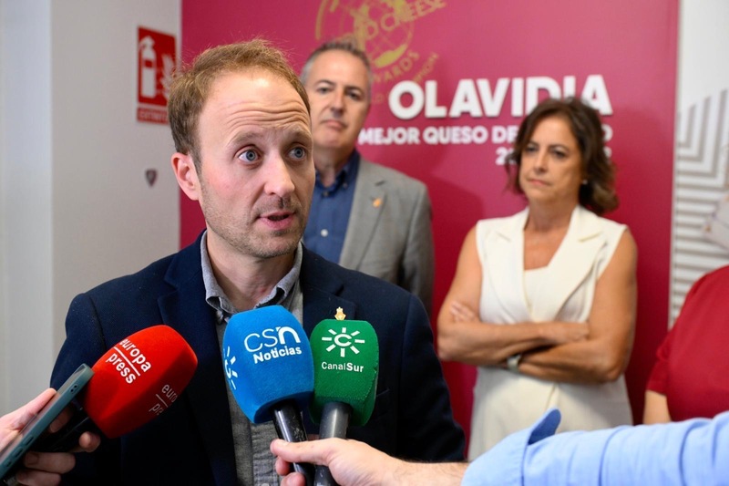 Domínguez lamenta que Latorre “tuviera una conducta tan poco ejemplarizante” haciendo uso de medios públicos de forma inadecuada