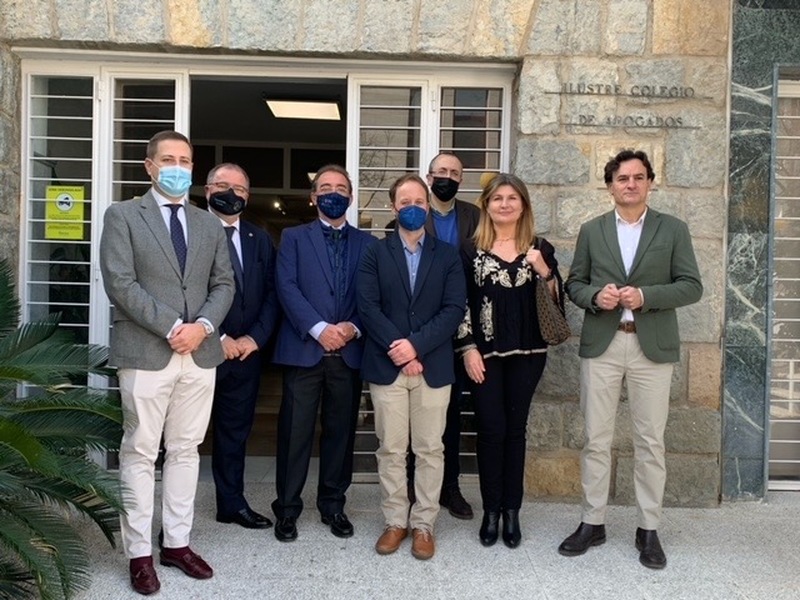 El PP de Andalucía y Jaén se reúne con abogados, procuradores y graduados sociales de la provincia