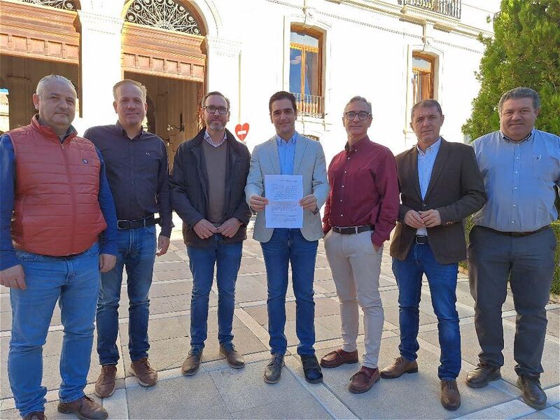 El PP insta por escrito a la Diputación a convocar de urgencia el Consejo de Alcaldes para solucionar el problema del agua en El Condado y mañana acudirá al Congreso