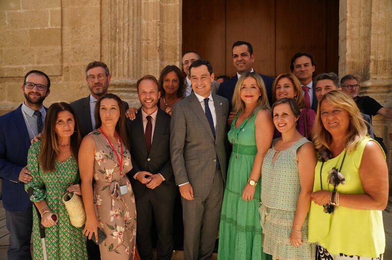 Domínguez: “Juanma Moreno ha vuelto a demostrar que gobernará para todos, con humildad y con el objetivo de mejorar la vida de los andaluces”