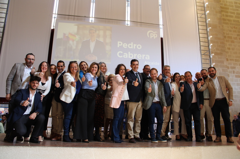 Pedro Cabrera afirma que “es el momento” del cambio en Baeza en su presentación oficial arropado por más de 400 baezanos 