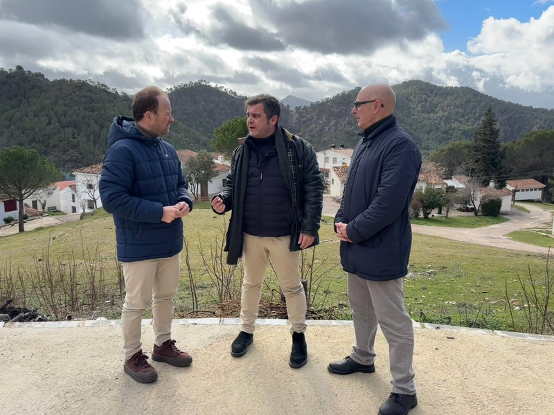 Domínguez: “El Gobierno andaluz vuelve a cumplir con Jaén con la desafectación de monte público de La Capellanía”