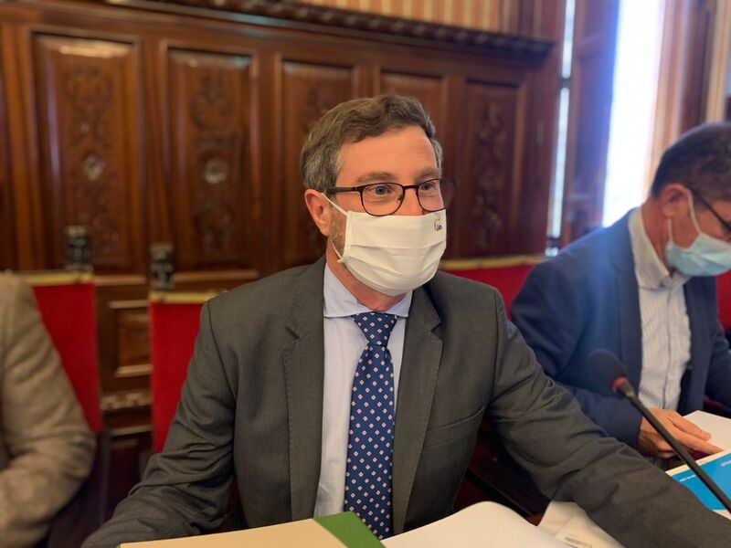 Contreras: “La reforma laboral del PSOE ha acabado con las bolsas de empleo de los ayuntamientos de la provincia y además ha supuesto un duro golpe a los contratos eventuales en el campo jiennense”