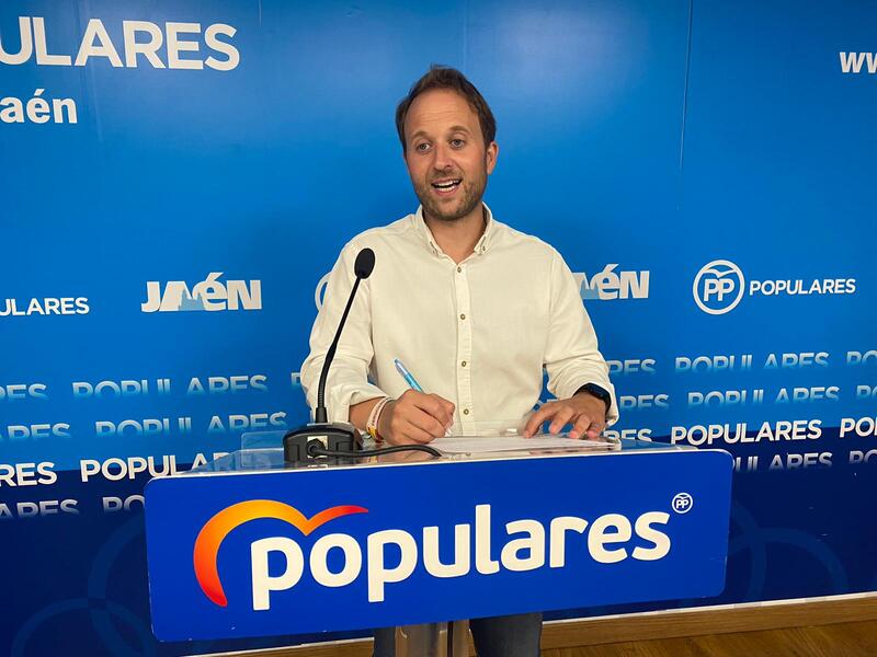 Domínguez: “La sanidad es una prioridad absoluta para el Gobierno de Juanma Moreno traducida en datos”