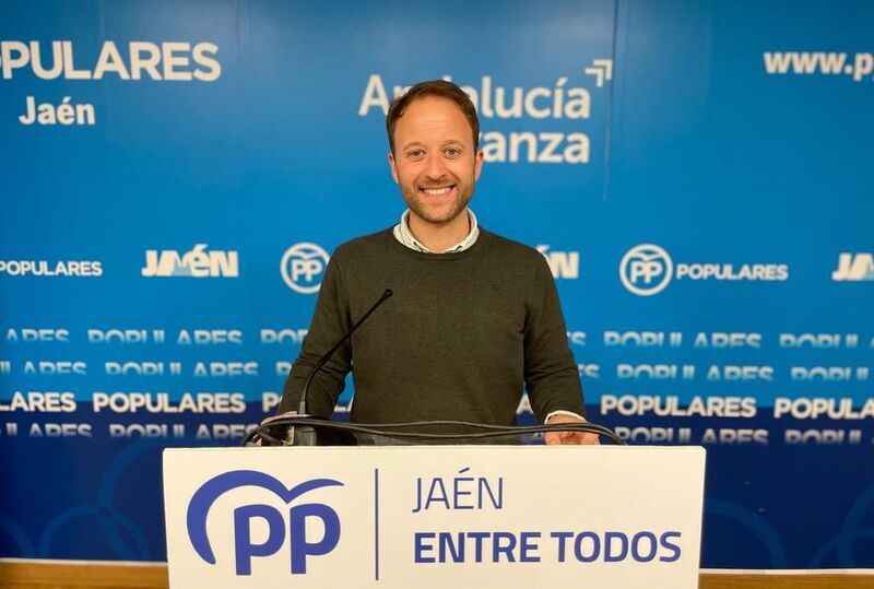 Domínguez pide al PSOE de Jaén que “clame a Sánchez para redoblar esfuerzos contra la sequía”