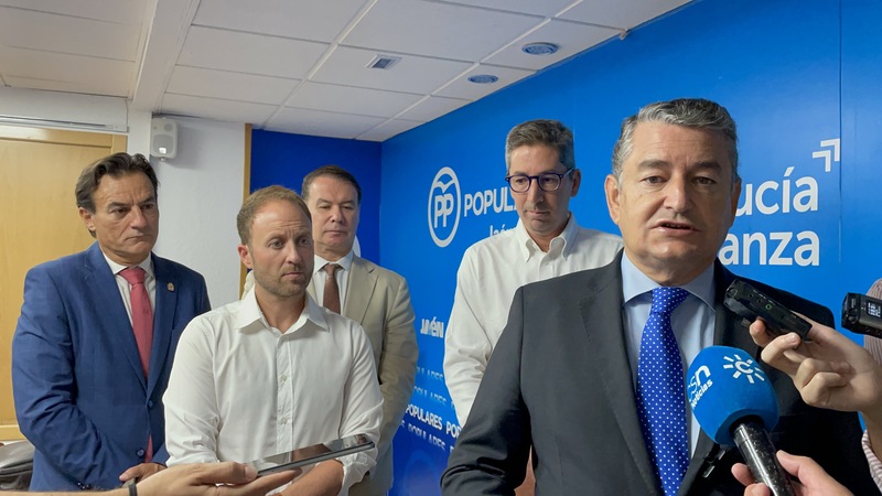 Sanz anuncia la constitución “inmediata” de una mesa entre Junta de Andalucía y Ayuntamiento de Jaén para el saneamiento y refinanciación de la deuda