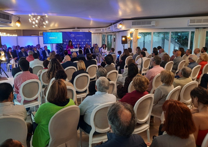 Del Olmo destaca la capacidad y solvencia de su equipo para gobernar Linares y ofrecerle un futuro próspero y lleno de oportunidades