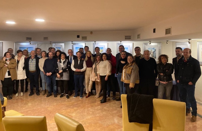 Domínguez mantiene un encuentro con afiliados en Úbeda