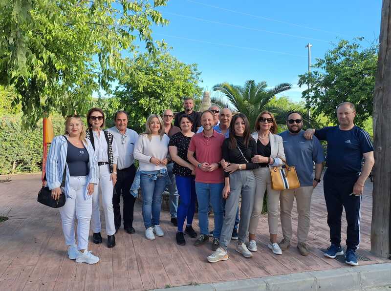 Domínguez destaca el potencial y las ganas de mejorar la vida de los vecinos del equipo del PP en Lupión, un municipio “estratégico”