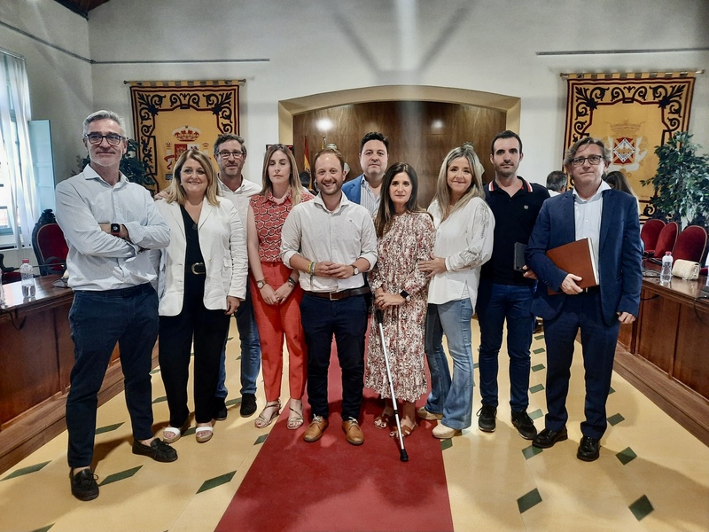 Domínguez: “Hoy es un día triste para los linarenses porque el PSOE ha vuelto a poner por encima de todo sus intereses partidistas, pero trabajaremos con honradez y sin descanso para devolverle a Linares su libertad”