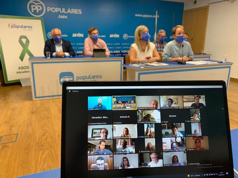 El PP de Jaén arranca el nuevo curso político “engrasando motores para un año que se presume apasionante en lo político y en el que demostraremos que somos un gran equipo y una gran familia”