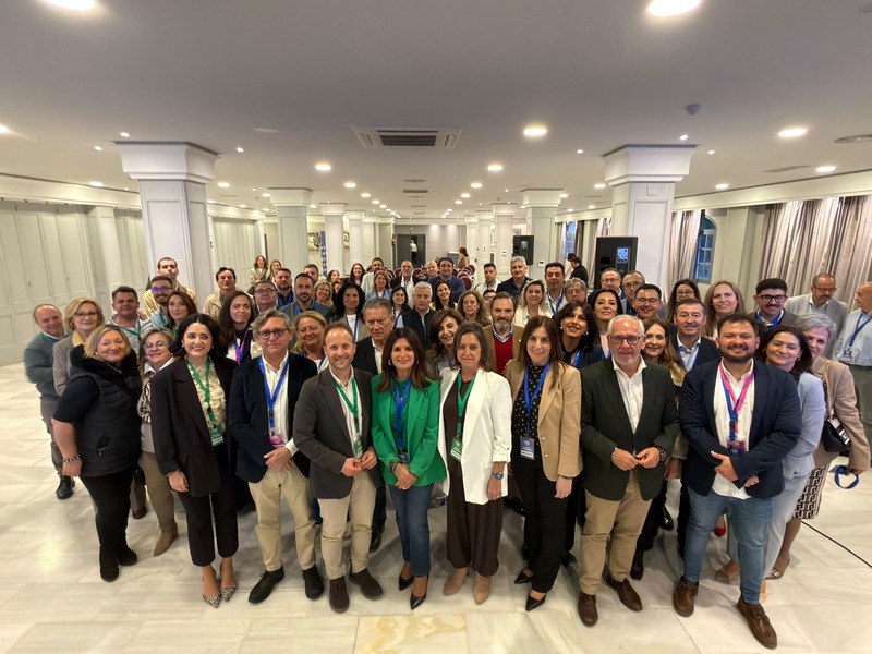 Auxi Del Olmo elegida presidenta local del PP de Linares