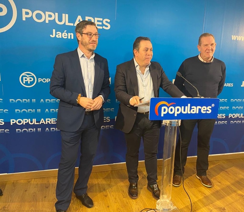 Palacios critica “la política de confrontación que lleva a cabo el PSOE” frente al gran trabajo que se está realizando en Andalucía