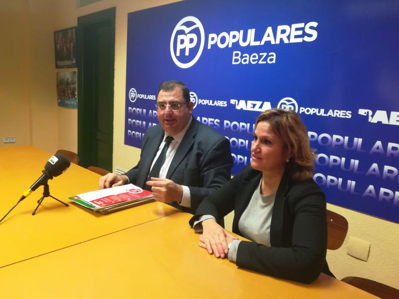 Calvente apunta a la “nula y desastrosa” gestión del PSOE como causa de la falta de creación de empleo en la ciudad de Baeza