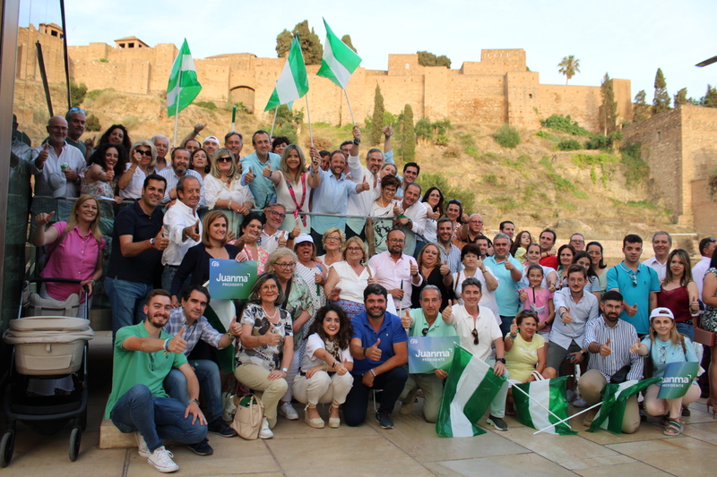 El PP de Jaén se desplaza a Málaga junto a Feijóo y Juanma Moreno: “Hemos demostrado que somos el partido de la ilusión y del futuro de Andalucía”