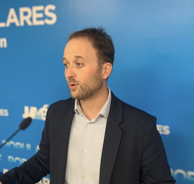 Domínguez: “Esta provincia necesita un Gobierno central que no nos margine, y que se sume al proyecto de cambio de Juanma Moreno”