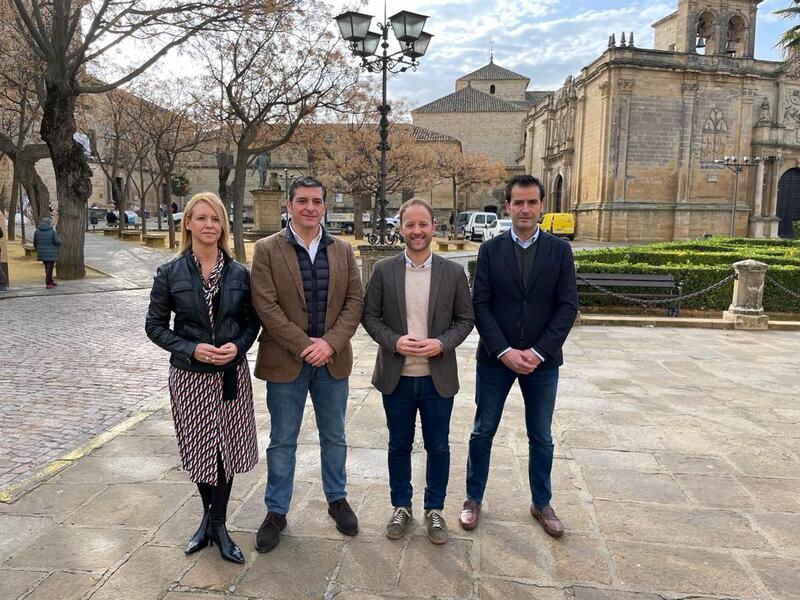 El PP se suma a la indignación de los ubetenses: “Es inaudito que la señora Olivares no haya dado ni una explicación por el supuesto tongo en el concurso navideño y siga echado balones fuera”