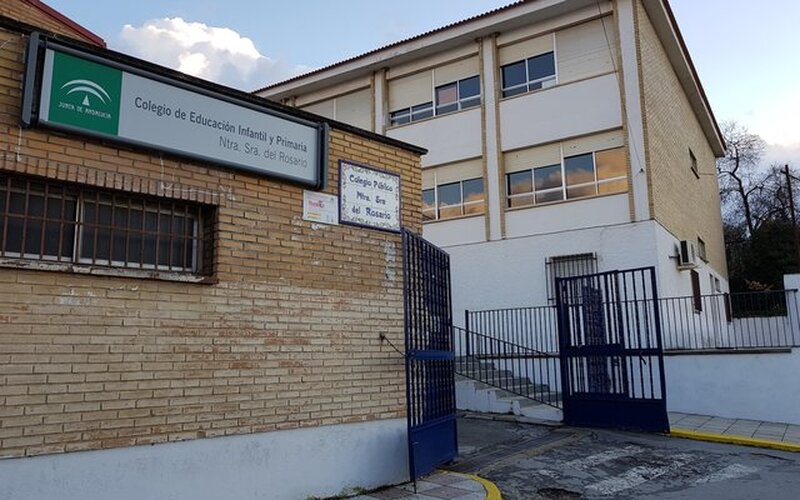 Mata: “El Gobierno liderado por el PP es el que ha invertido en Educación como jamás lo hizo el PSOE, alcanzando el récord histórico del 5,5% del PIB”