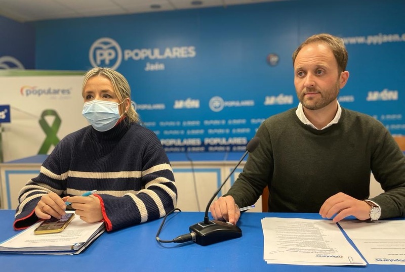 El PP de Jaén entrega 2.323 avales a Alberto Núñez Feijóo