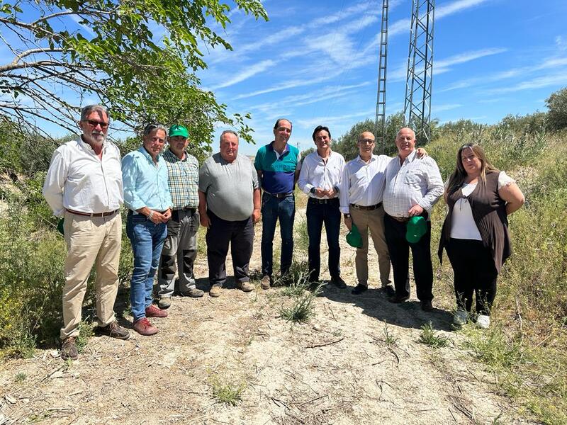 Compromiso del candidato del PP para propiciar el arreglo de los caminos rurales y bajar el IBI rústico